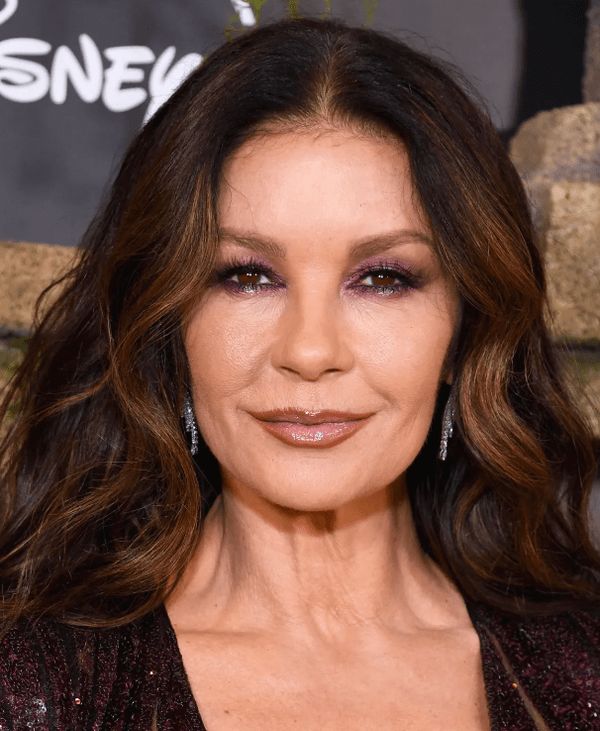 Catherine Zeta-Jones: A Timeless Icon in the Entertainment Industry