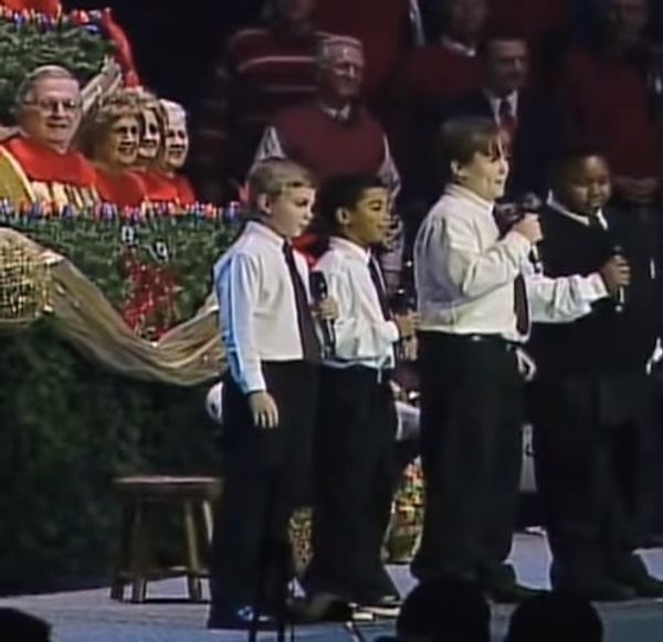 A Hilarious Christmas Performance That Will Leave You in Stitches